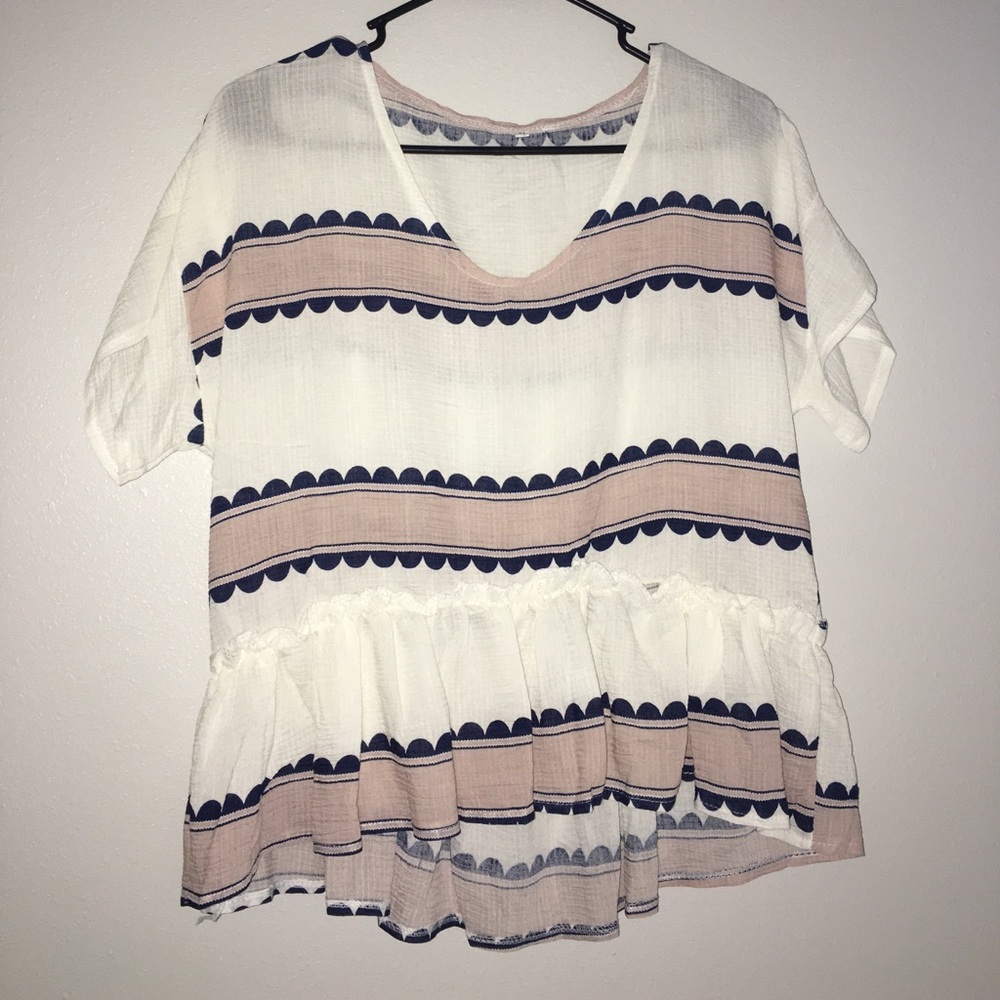 Cute blouse!